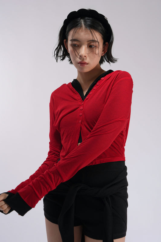 YOSEN フード付きカーディガン レッド｜正面の着用イメージ